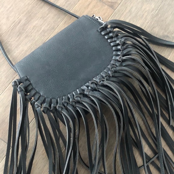 Black bag with ruffled 🖤 - Picture 1 of 3